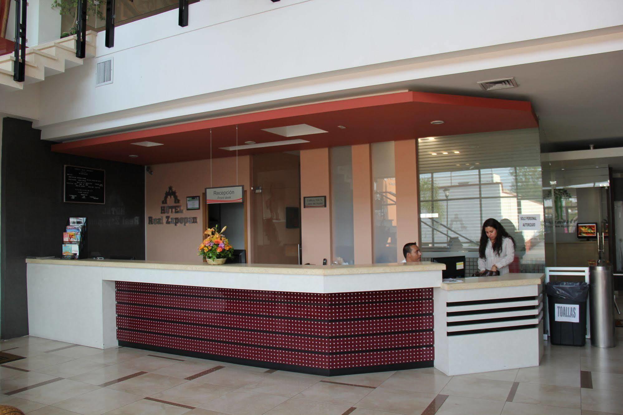 Hotel Real Zapopan Buitenkant foto